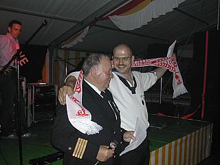 Karl-Heinz Kurth, Vorsitzender des Tambour Corps Niederkassel und ein FC Kln Fan